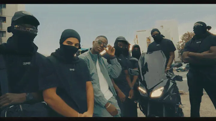 UZI - AKRAPO 7 (Clip officiel)
